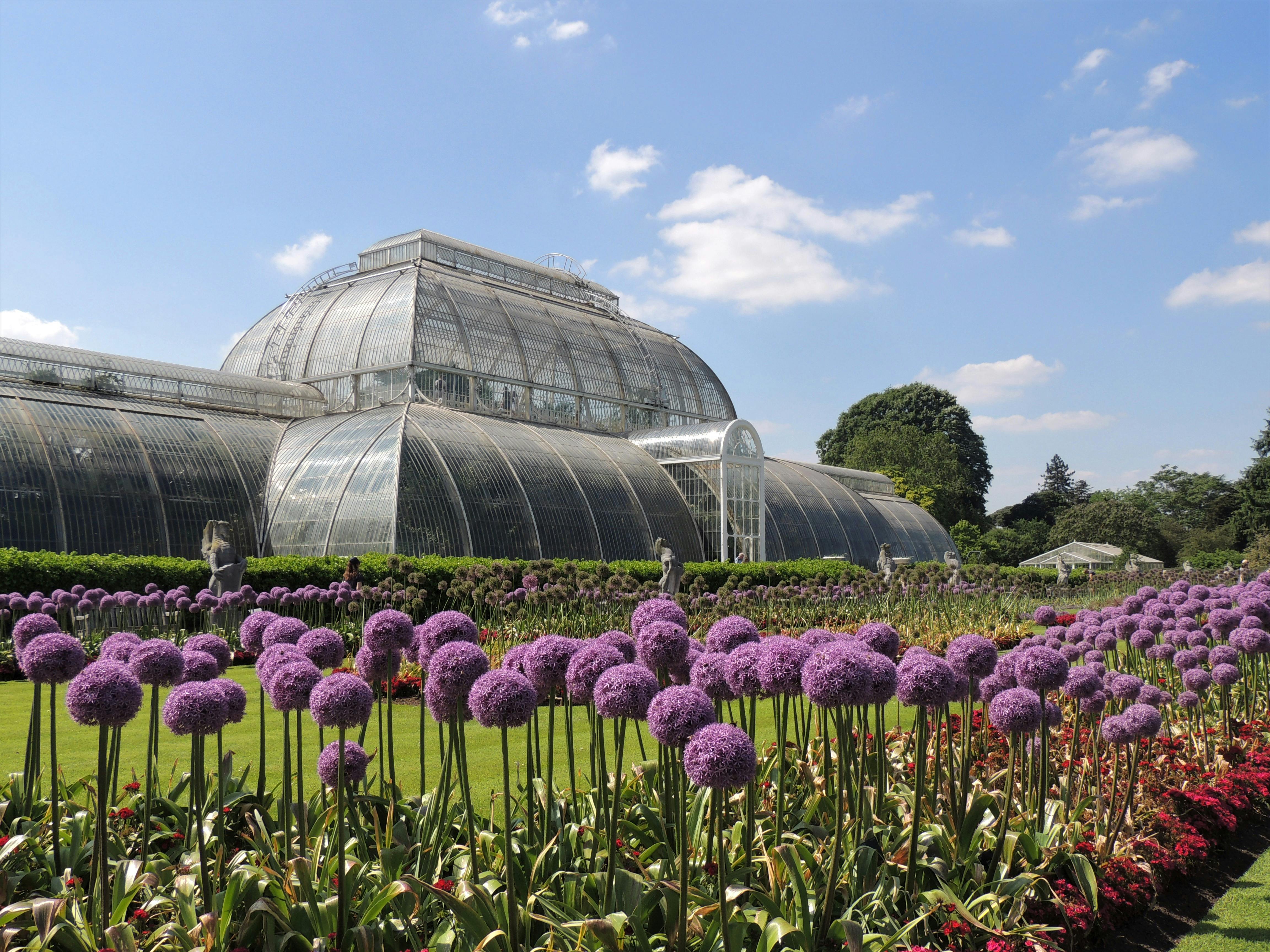 Kew Gardens through the seasons – Trouspinet travels